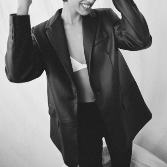 Zara faux leather menswear style blazer BLOGGERS FAVORITE!! - Picture 9 of 10